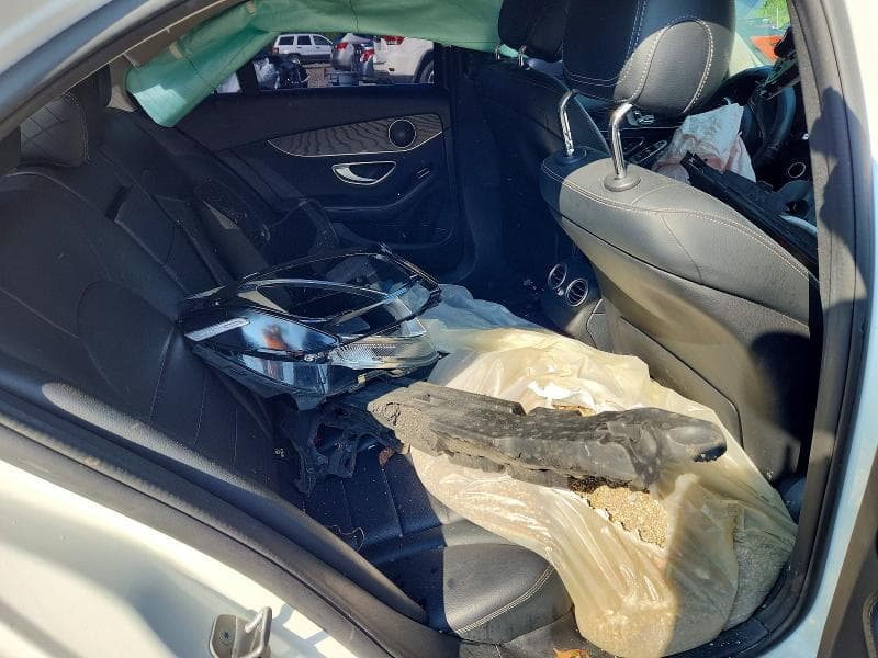 2017 MERCEDES-BENZ C 300 10