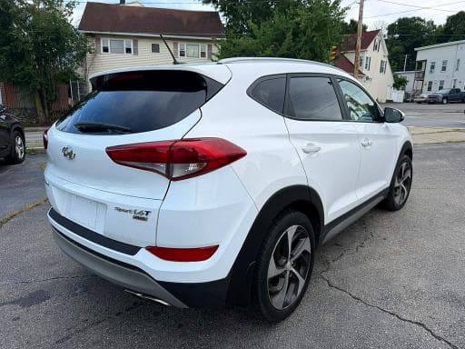 2017 HYUNDAI TUCSON SPORT 3