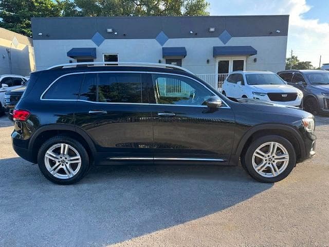 2020 MERCEDES-BENZ GLB 250 13