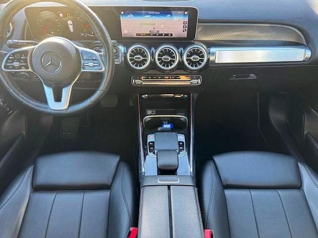 2020 MERCEDES-BENZ GLB 250 8
