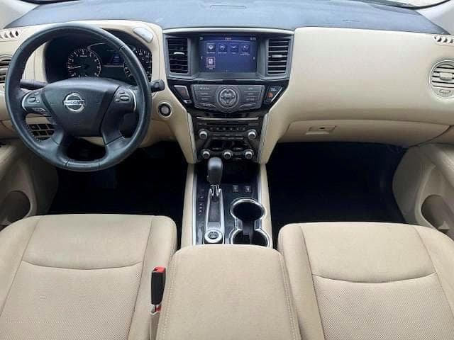 2017 NISSAN PATHFINDER SV 8
