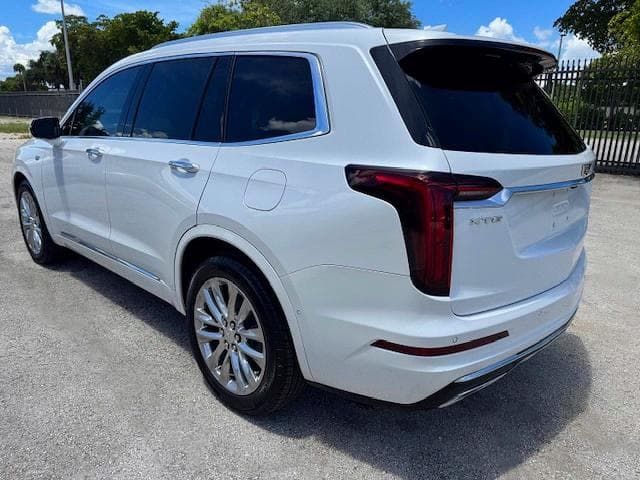 2021 CADILLAC XT6 PREMIUM LUXURY 2