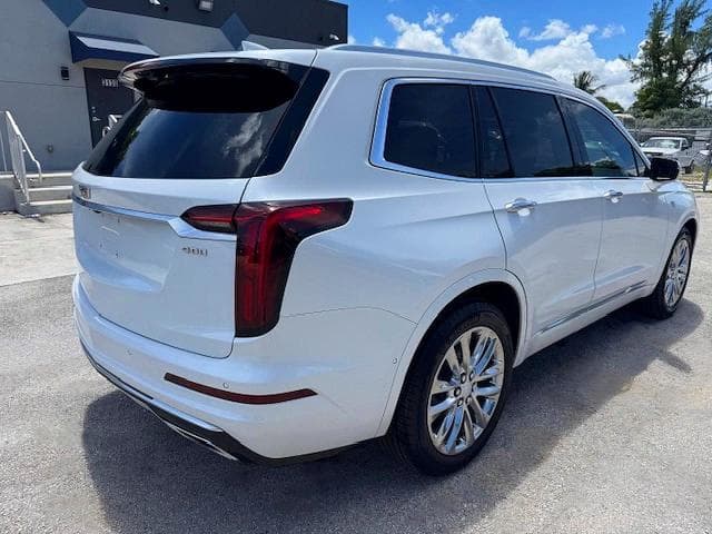 2021 CADILLAC XT6 PREMIUM LUXURY 3