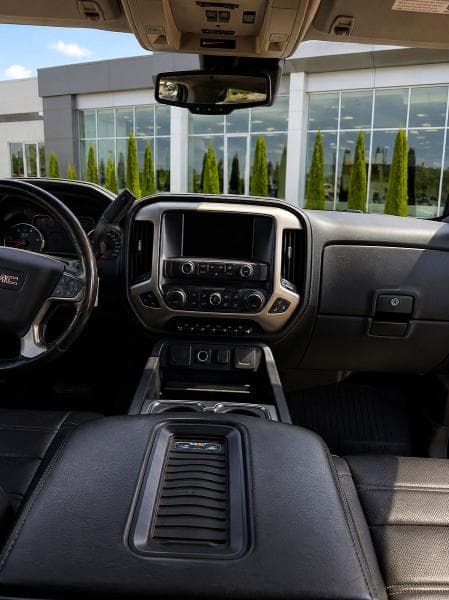 2018 GMC SIERRA K3500 DENALI 9