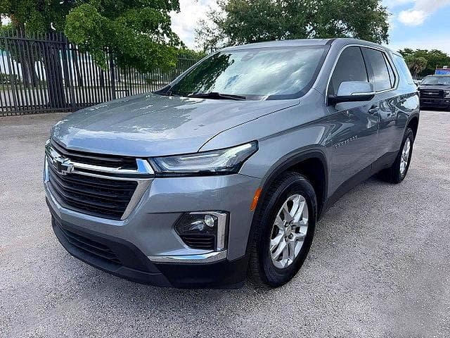 2023 CHEVROLET TRAVERSE LS - 1