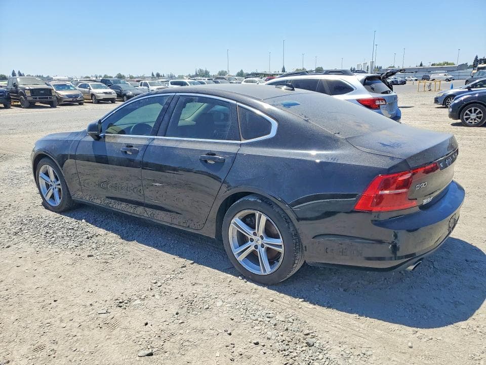 2017 VOLVO S90 T5 MOMENTUM 2