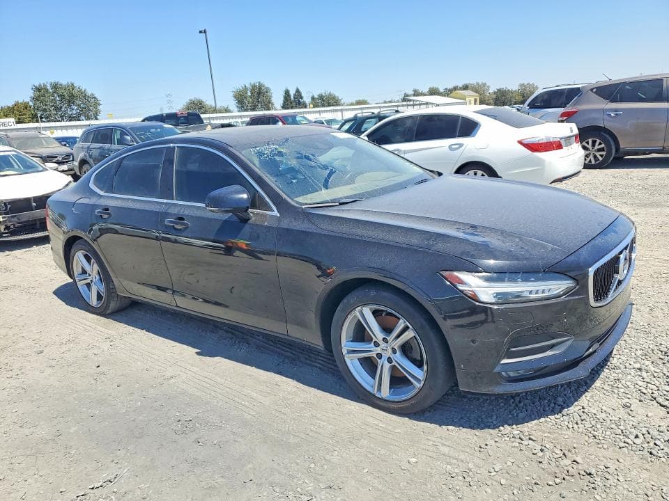 2017 VOLVO S90 T5 MOMENTUM 4
