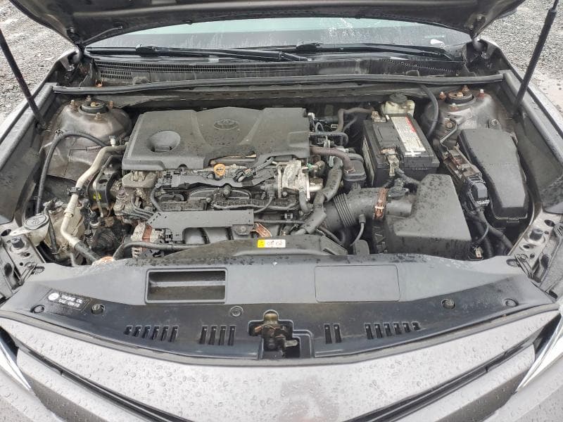2018 TOYOTA CAMRY LE 11