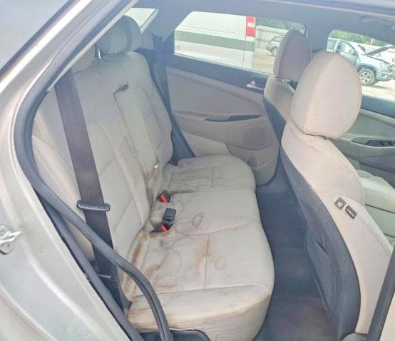 2019 HYUNDAI TUCSON SE 11
