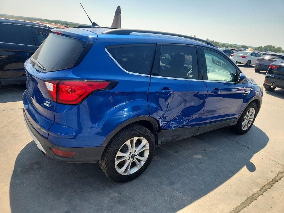 2019 FORD ESCAPE SEL 3