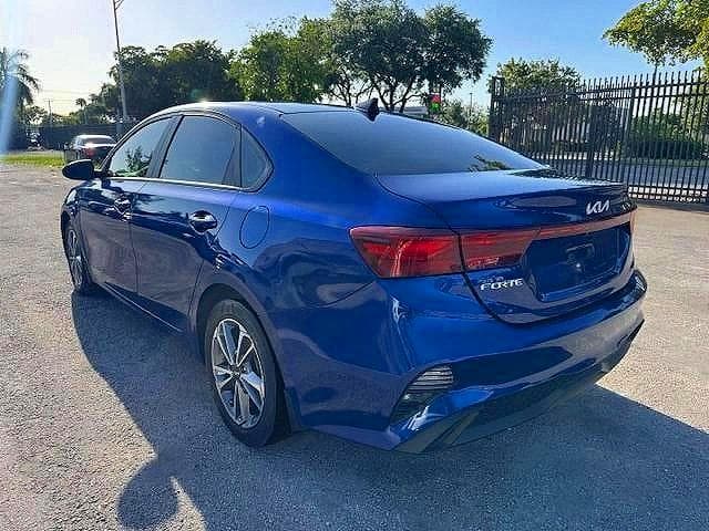 2022 KIA FORTE LXS 2