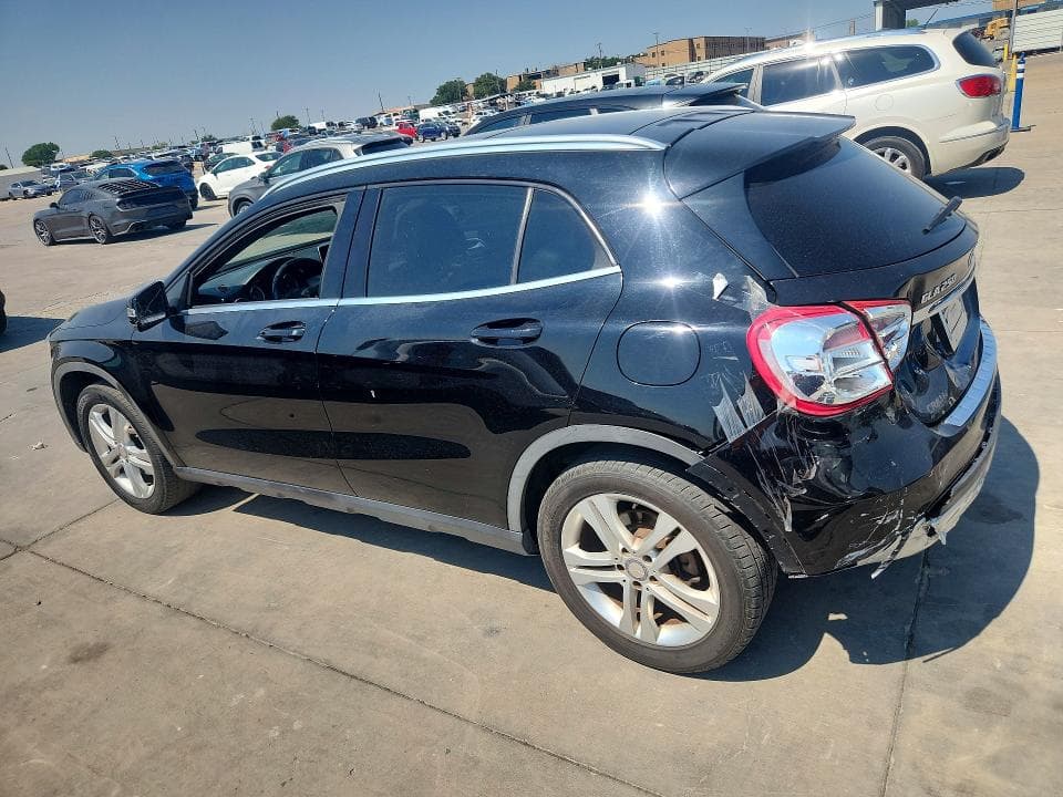 2017 MERCEDES-BENZ GLA 250 2