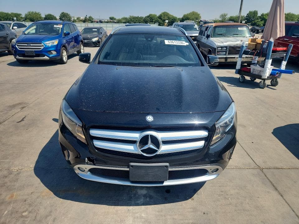 2017 MERCEDES-BENZ GLA 250 5