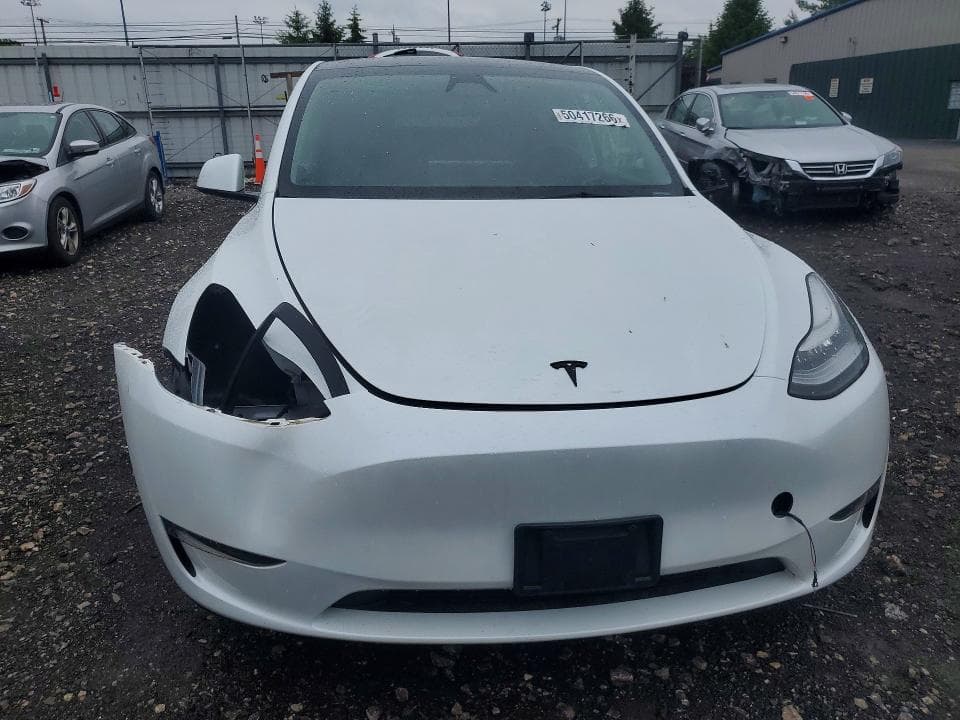 2023 TESLA MODEL Y 18