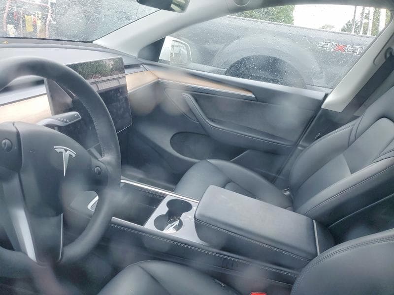 2023 TESLA MODEL Y 34