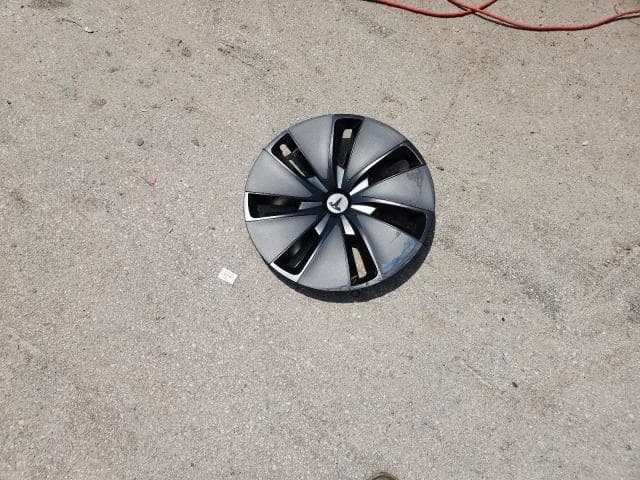 2025 TESLA MODEL 3 13