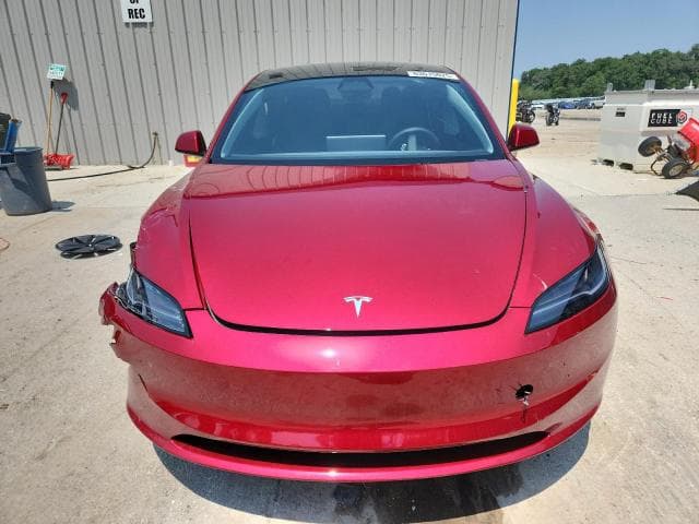 2025 TESLA MODEL 3 6