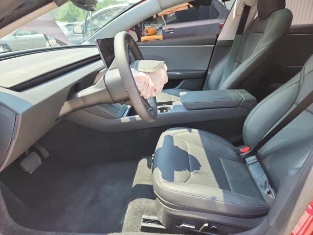 2025 TESLA MODEL 3 8