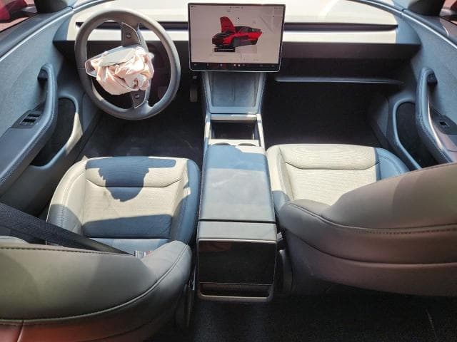 2025 TESLA MODEL 3 9