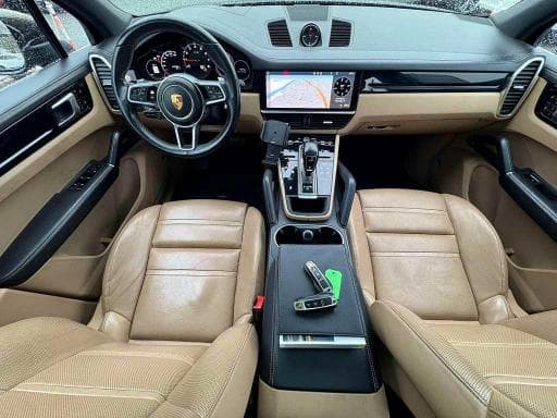 2021 PORSCHE CAYENNE 9