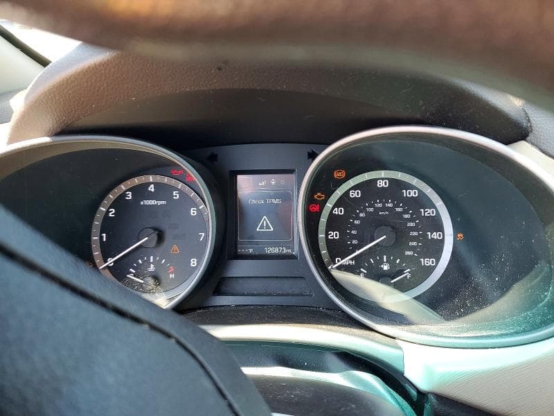 2017 HYUNDAI SANTA FE SPORT 2.4L 9