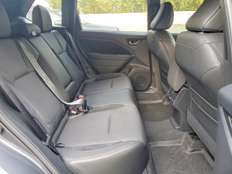 2025 SUBARU FORESTER TOURING 11