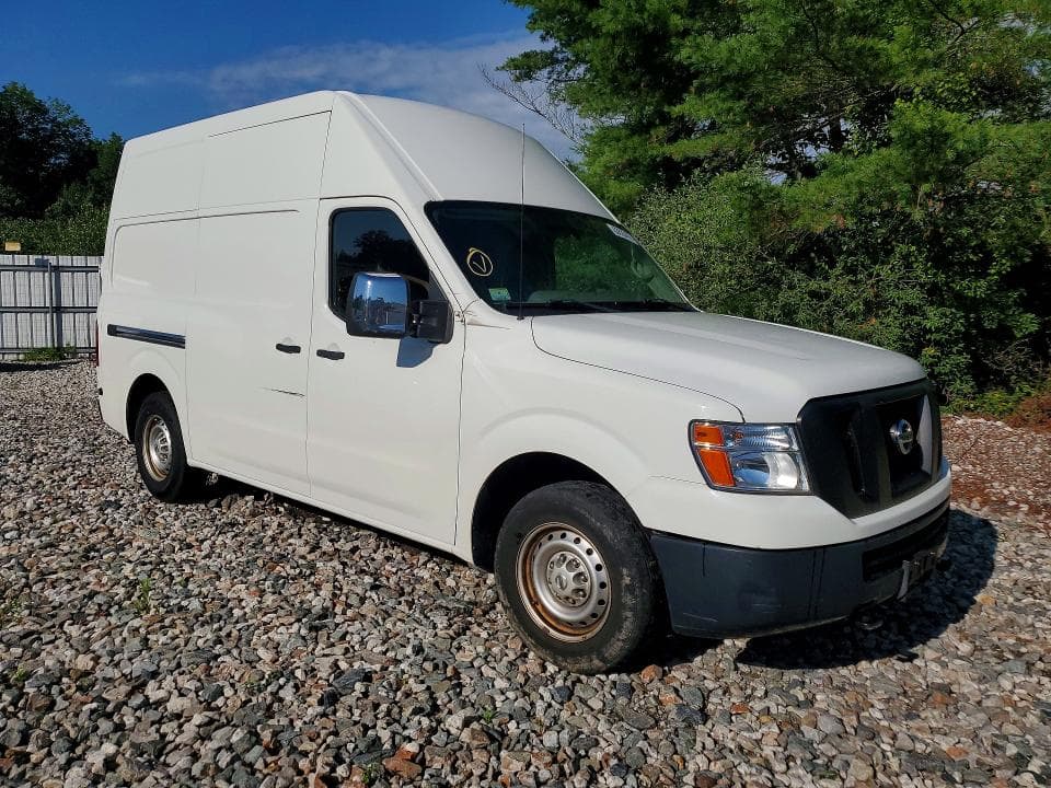 2018 NISSAN NV 2500 HD S 4
