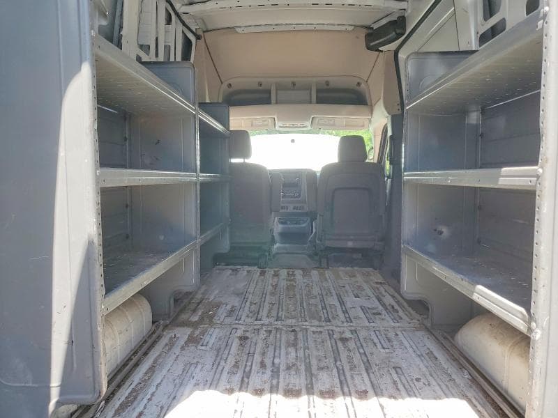 2018 NISSAN NV 2500 HD S 10