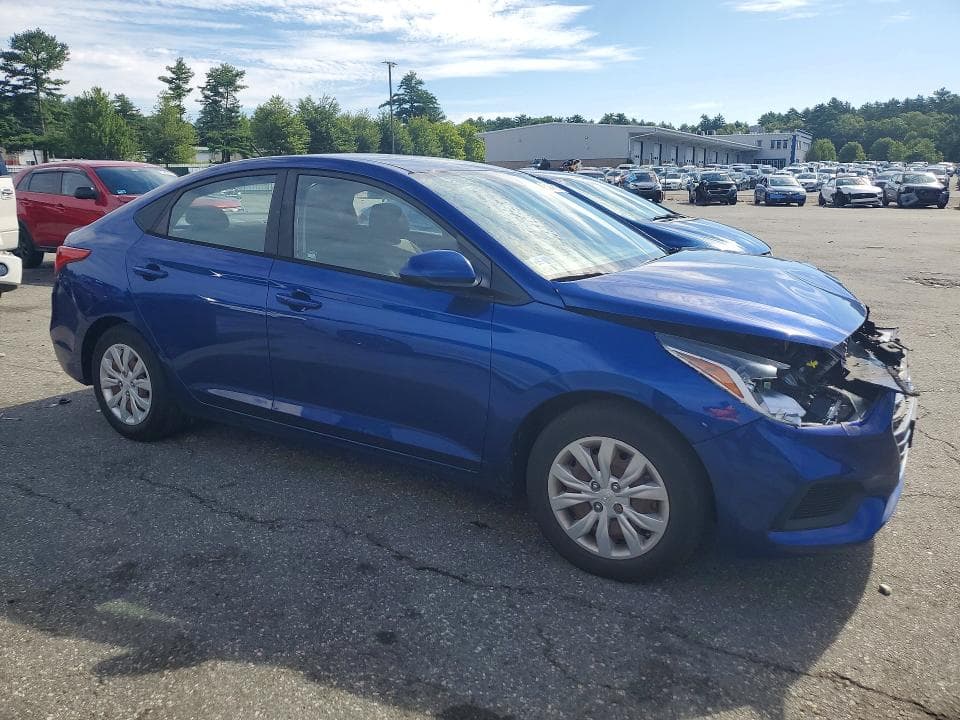 2019 HYUNDAI ACCENT SE 4