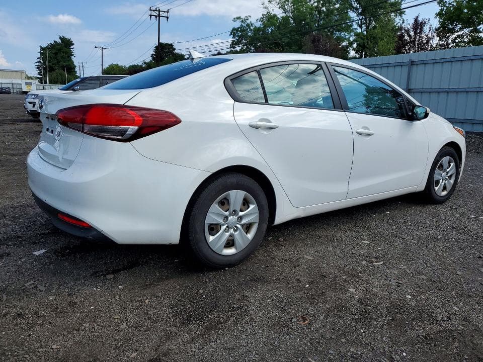 2017 KIA FORTE LX 3