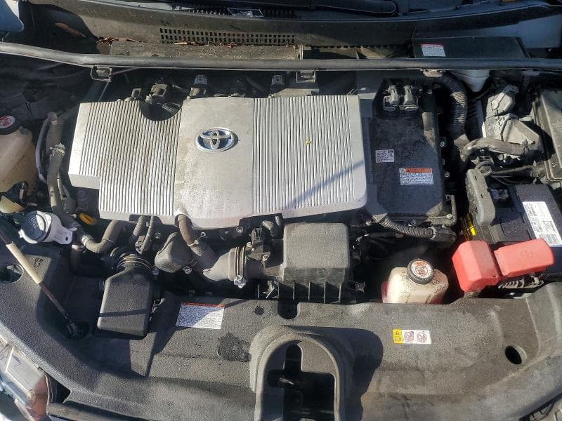 2019 TOYOTA PRIUS LE 11