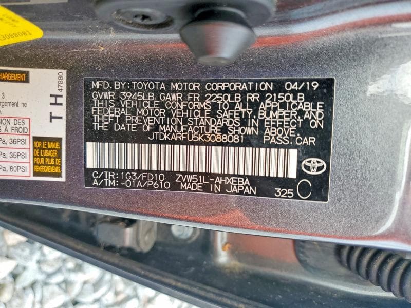 2019 TOYOTA PRIUS LE 12