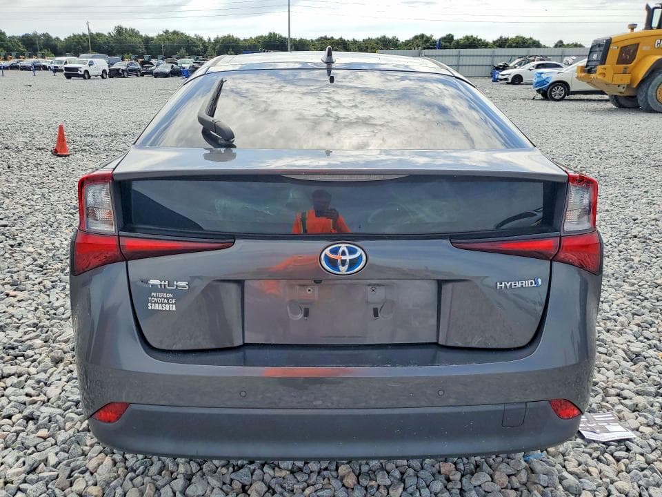 2019 TOYOTA PRIUS LE 6