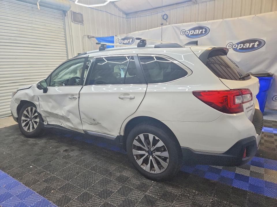 2019 SUBARU OUTBACK TOURING 2