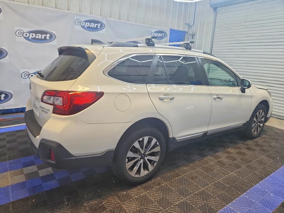 2019 SUBARU OUTBACK TOURING 3