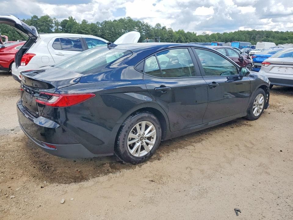 2025 TOYOTA CAMRY LE 3