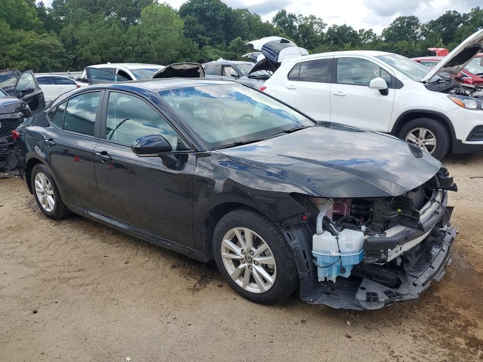 2025 TOYOTA CAMRY LE 4