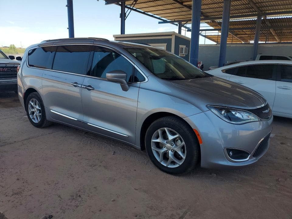 2017 CHRYSLER PACIFICA TOURING L PLUS 4