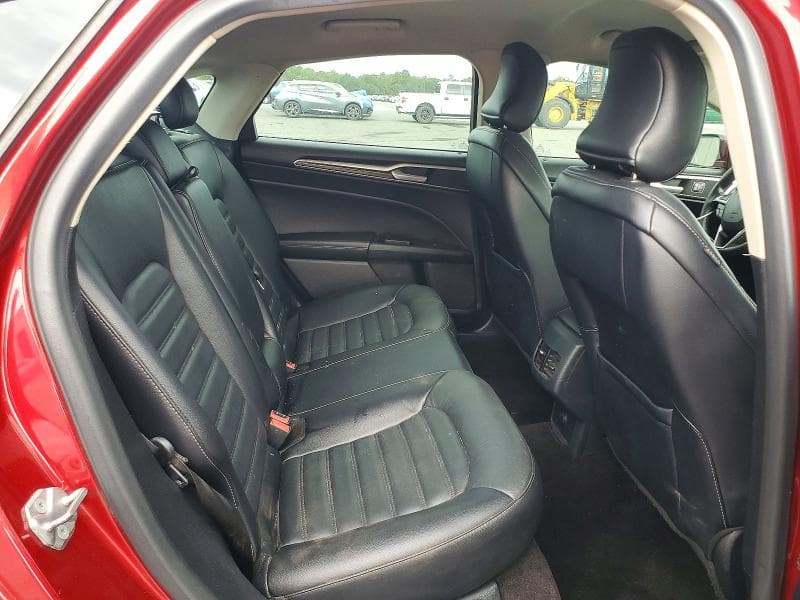 2017 FORD FUSION SE 10