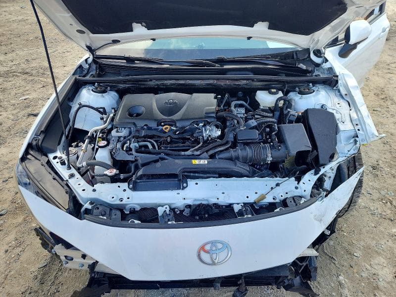 2025 TOYOTA CAMRY SE 11
