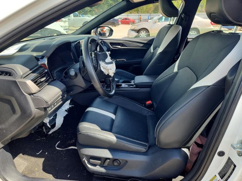 2025 TOYOTA CAMRY SE 7