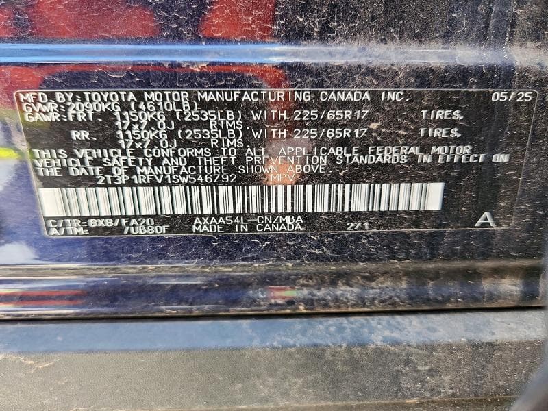 2025 TOYOTA RAV4 XLE 12