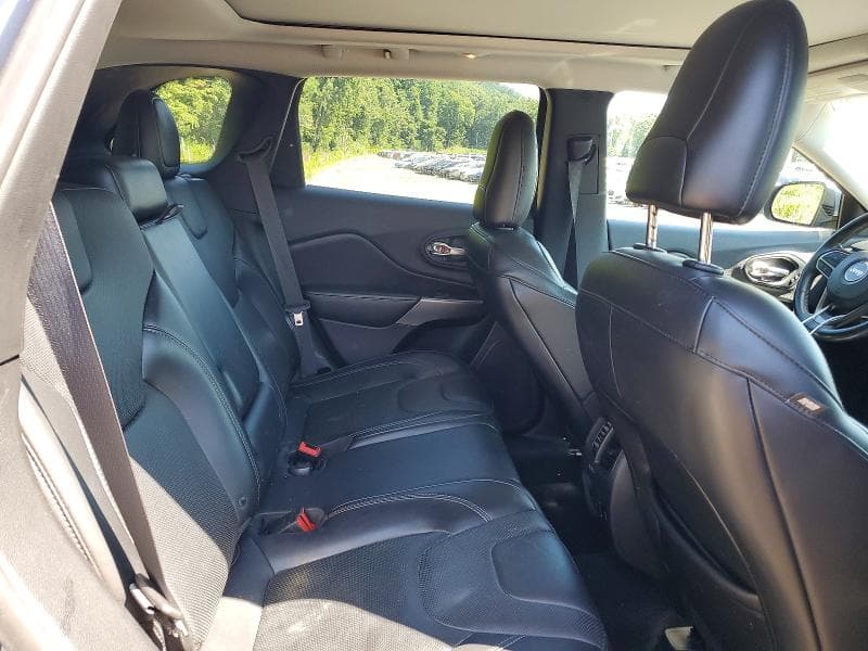2019 JEEP CHEROKEE LIMITED 11