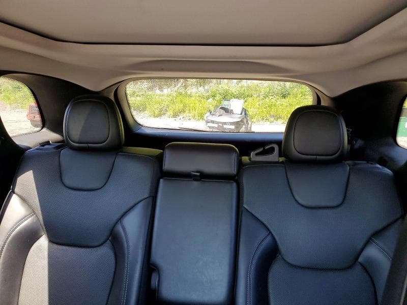 2019 JEEP CHEROKEE LIMITED 10