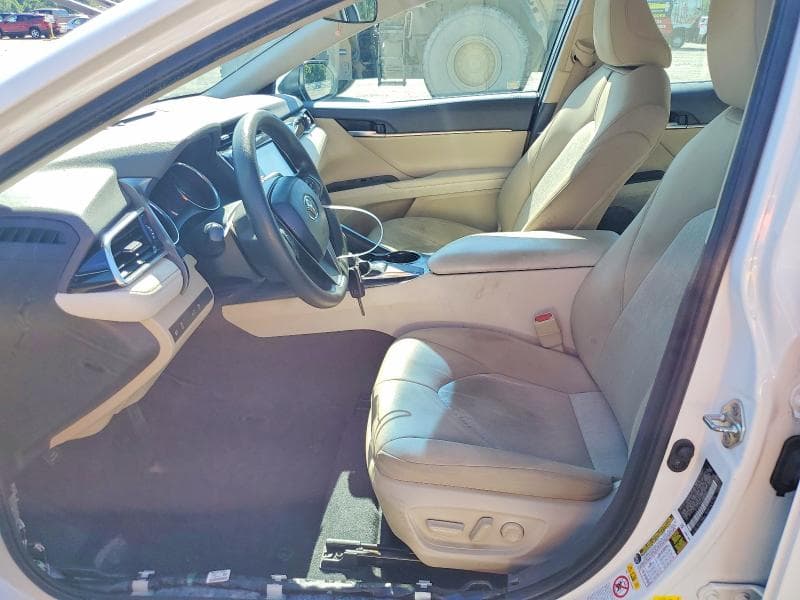 2018 TOYOTA CAMRY LE 7
