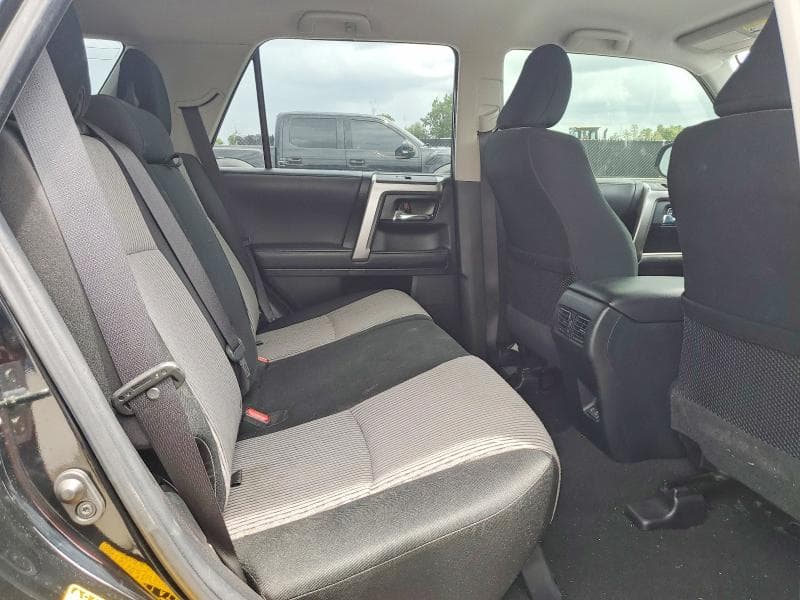 2020 TOYOTA 4RUNNER SR5 11