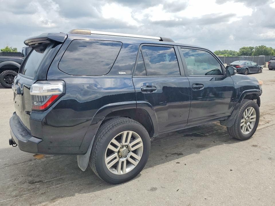 2020 TOYOTA 4RUNNER SR5 3