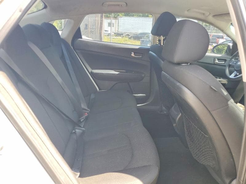 2019 KIA OPTIMA LX 10