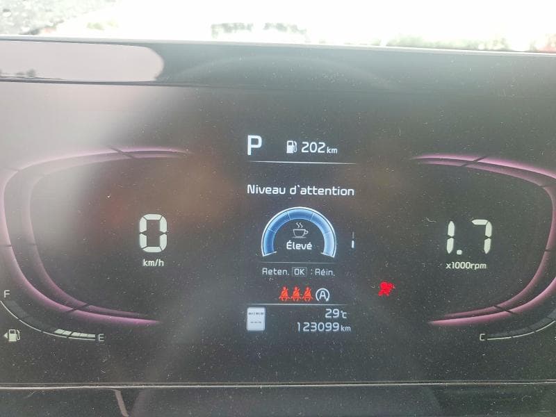 2023 KIA SPORTAGE LX 9