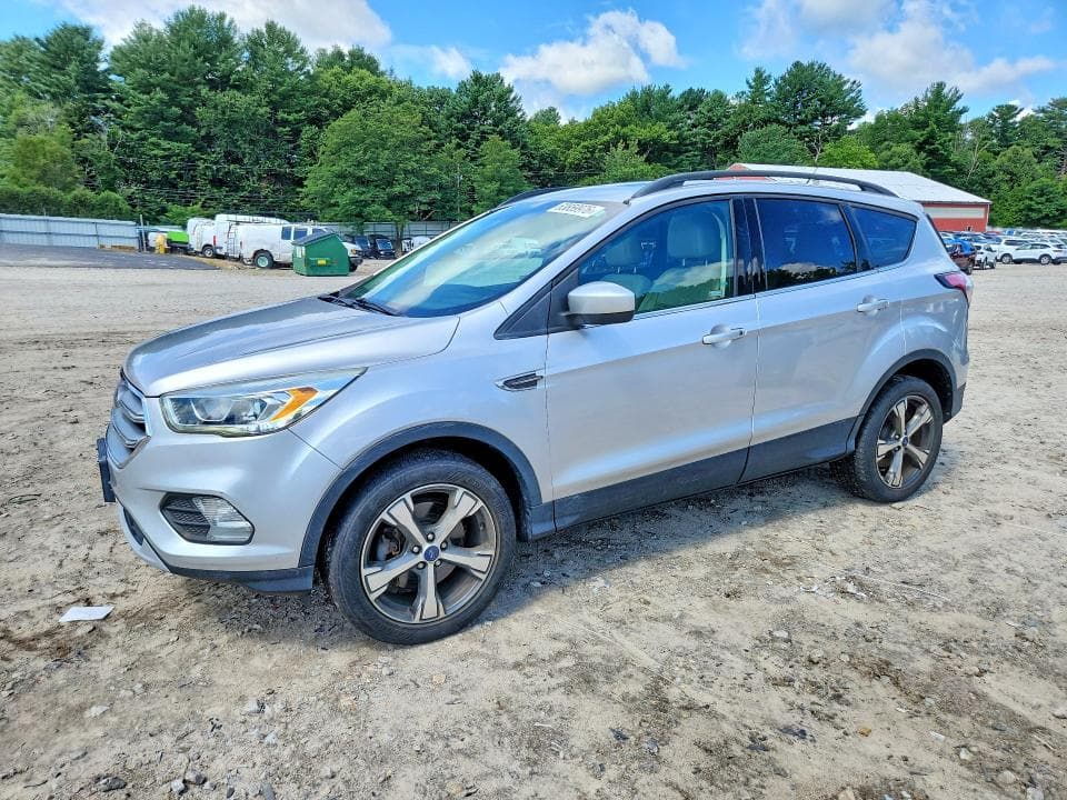 2017 FORD ESCAPE SE - 1